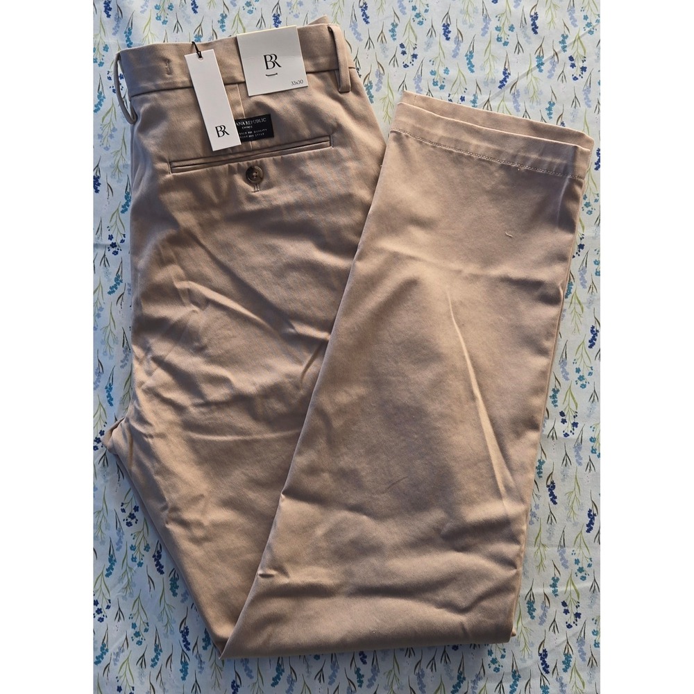 Banana Republic Rapid Movement Chino Pants Mens 33x30 Slim Fit Khaki Beige NWT